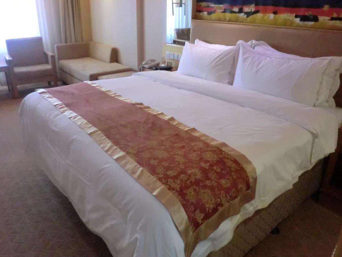 Vienna Hotel Shouti Pékin  Extérieur photo