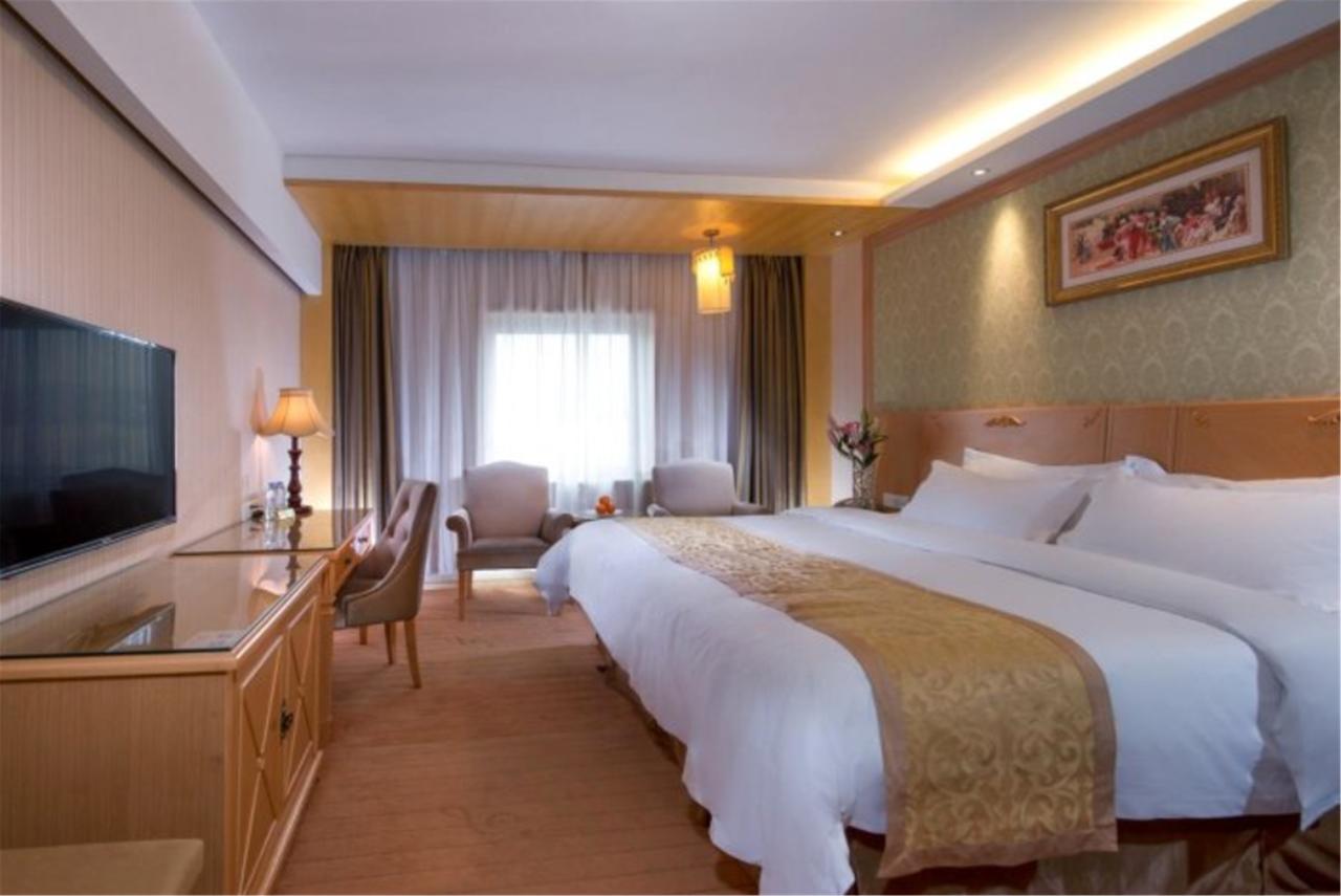 Vienna Hotel Shouti Pékin  Extérieur photo
