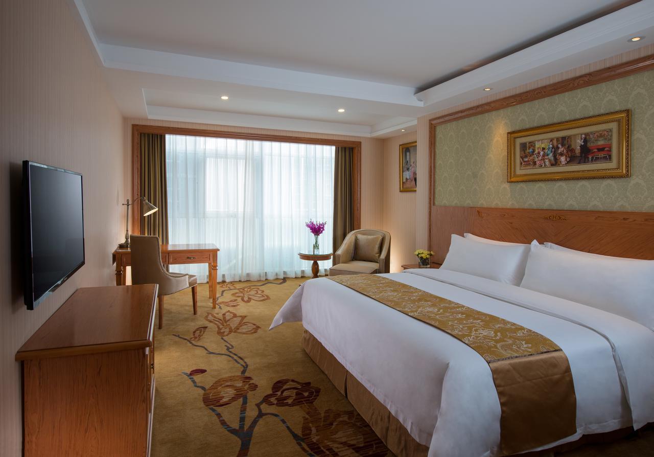 Vienna Hotel Shouti Pékin  Extérieur photo