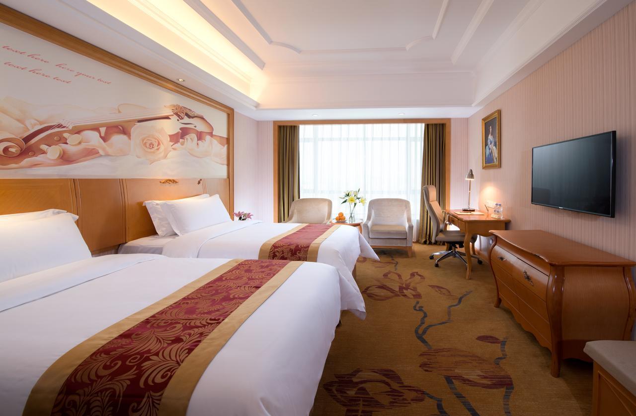 Vienna Hotel Shouti Pékin  Extérieur photo
